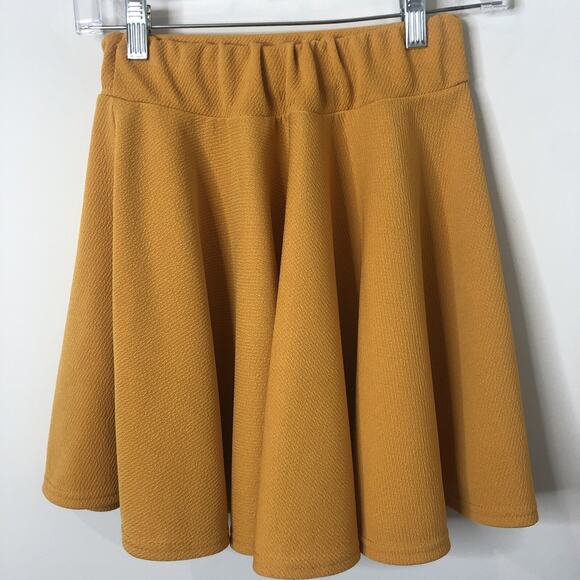 Urban Coco Women's Mustard Yellow Pull-On Stretchy Mini Skirt Size Large - Picture 2 of 5